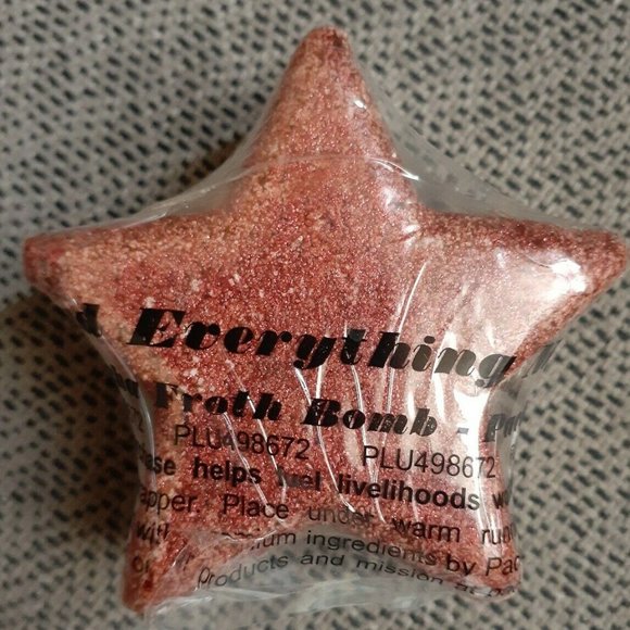 PACHA Bath Bomb *NEW* And Everything Nice Vanilla Spice Clove CRUELTY FREE - Picture 2 of 4